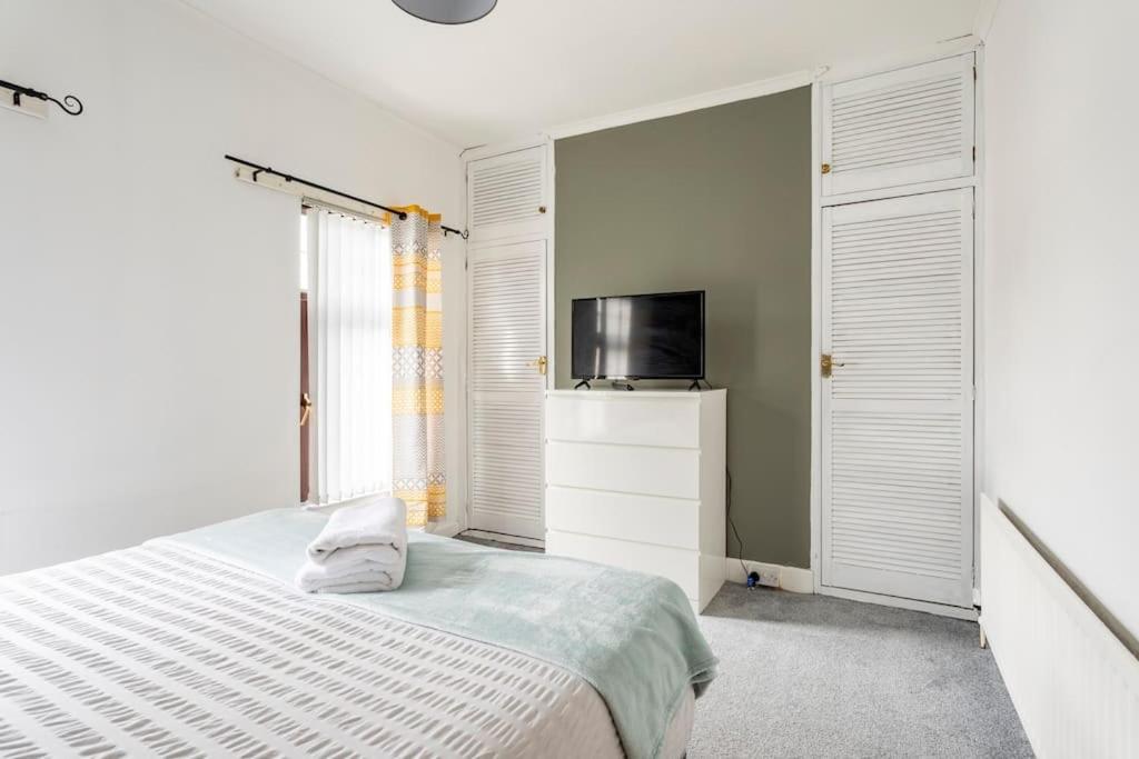 Central Belfast Town House Екстер'єр фото